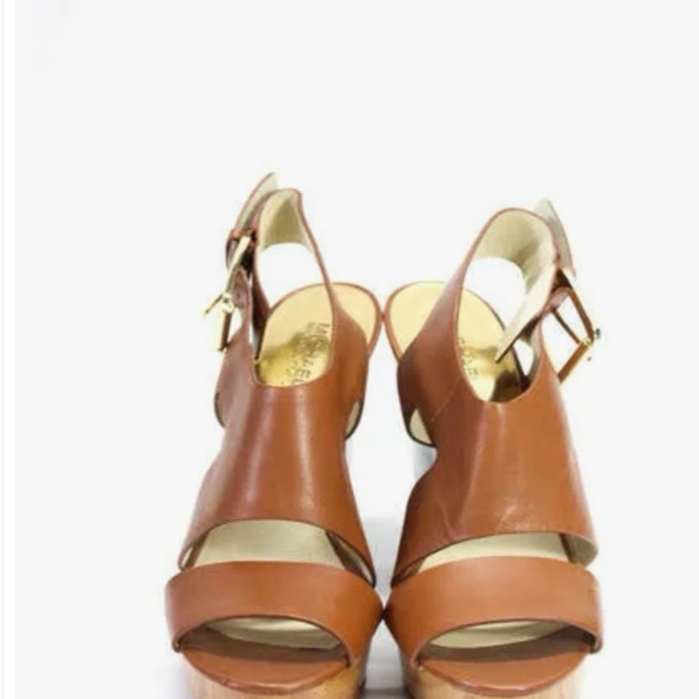 New MK Buckle wedge sandals size 7M
